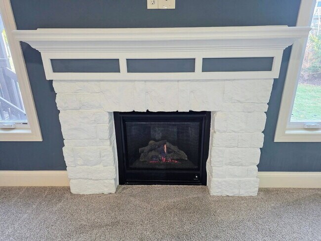 Building Photo - 3701 161st St