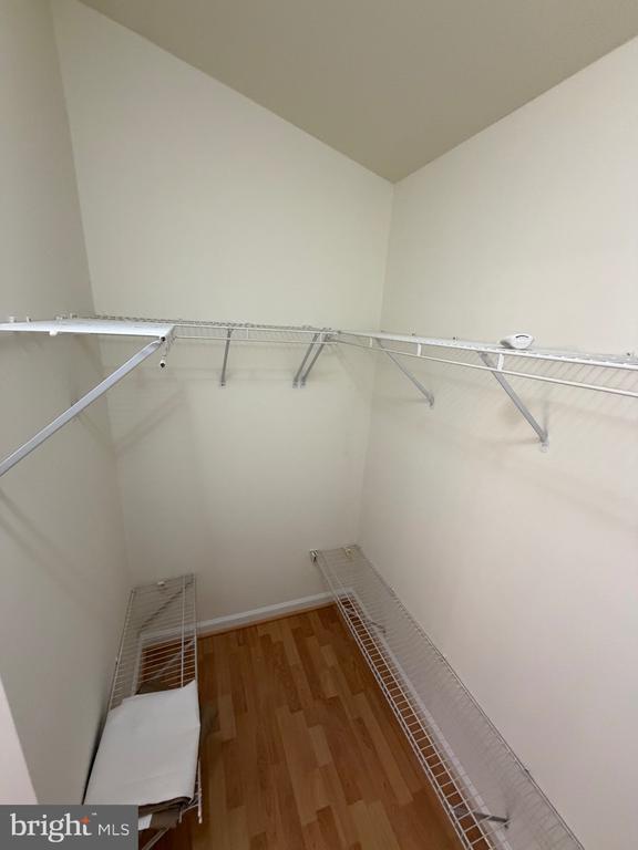 Building Photo - 9068 Falcon Glen Ct