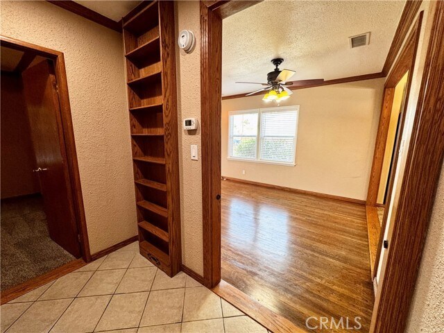 Building Photo - 14414 Studebaker Rd