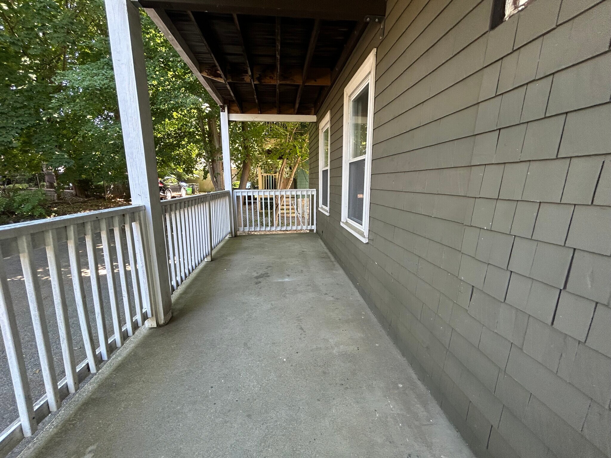 Building Photo - 39 Turner St