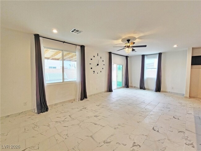 Building Photo - 3821 E Weld Ave