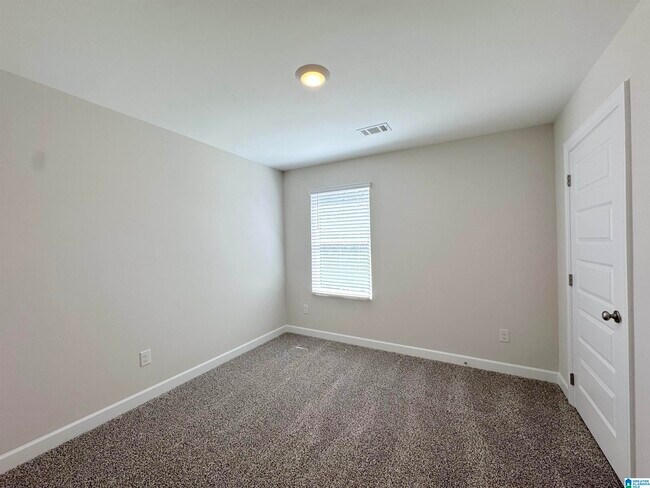 Building Photo - 1728 Windsor Hl Ln