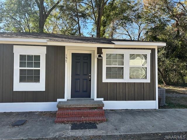 Primary Photo - 157 E 6th St