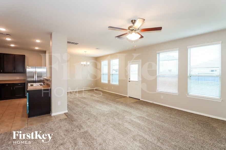 Building Photo - 9935 Yanet Grove Ln