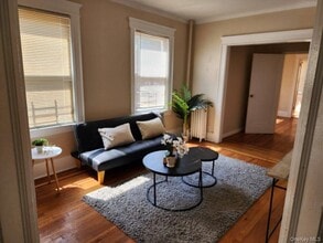 Building Photo - 832 Calhoun Ave