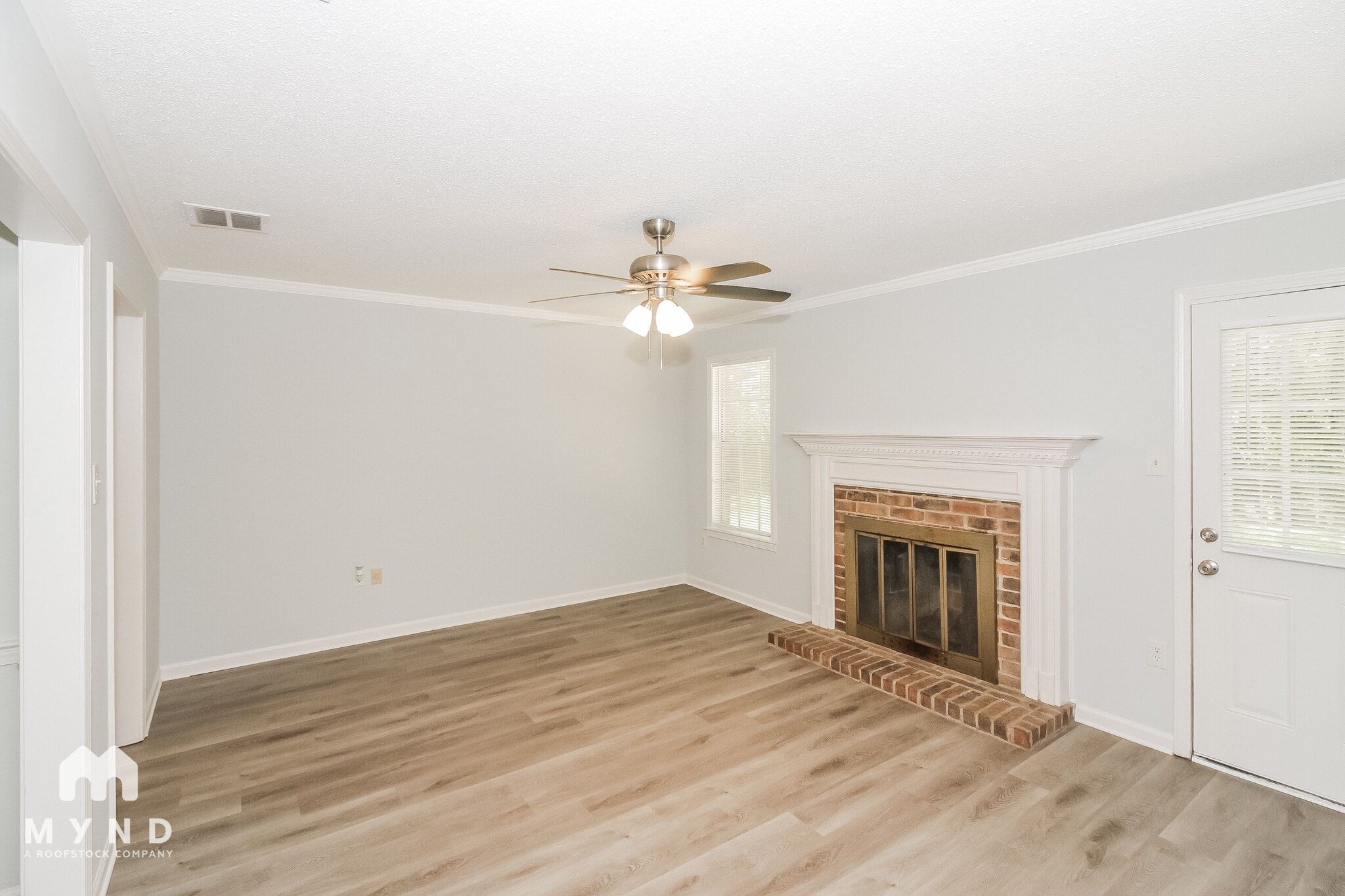 Building Photo - 6868 Rockbrook Dr
