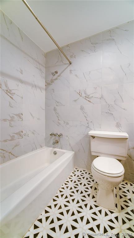 Building Photo - 333 Vincelette St