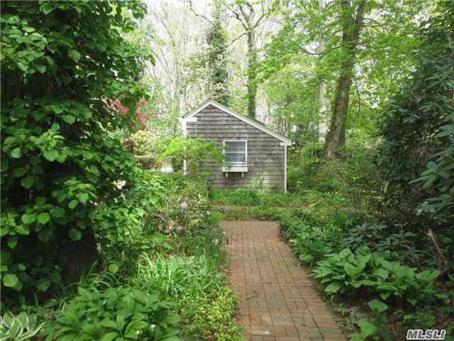 Building Photo - 725 Shipyard Ln