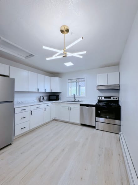 Building Photo - 1703 McKinley Ave