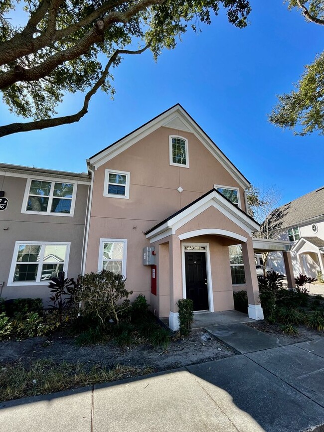 Building Photo - Hampton's West 1 Bed /1 Bath