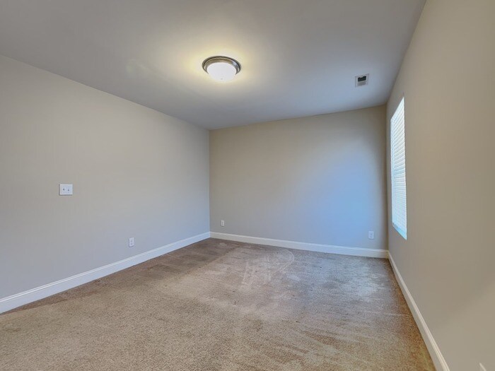 Building Photo - 3221 Emerald Ridge Ct