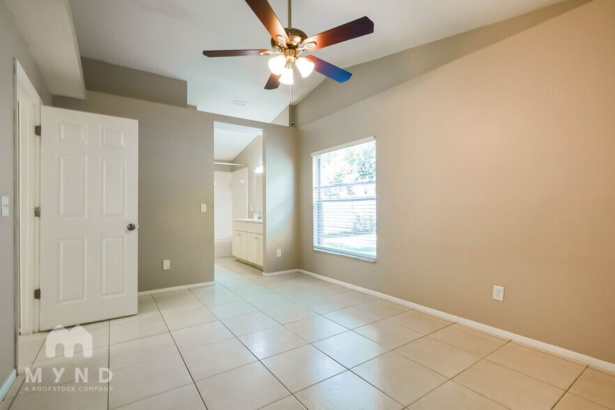 Building Photo - 1481 Harbin Dr