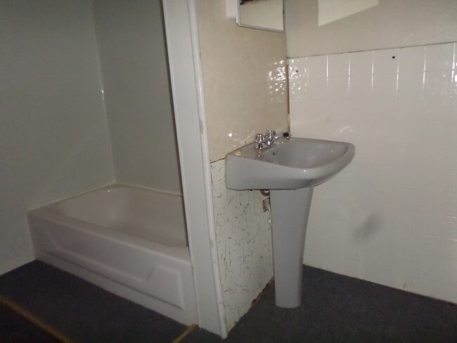 Building Photo - 730 Vattier Street