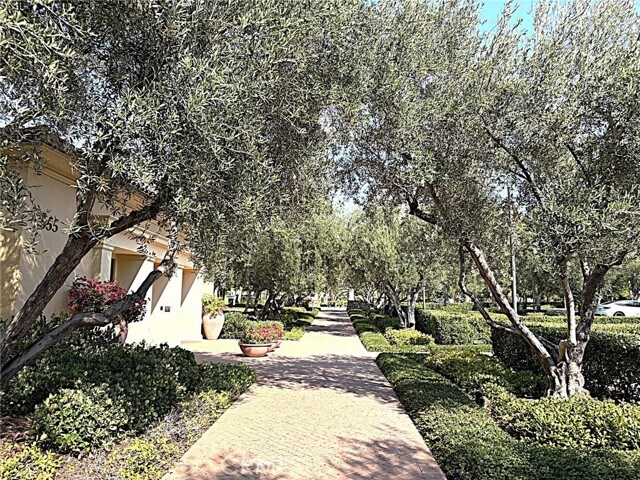 Building Photo - 168 Working Ranch