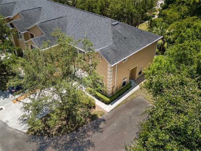 Building Photo - 16322 Parkstone Palms Ct