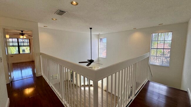 Building Photo - 1746 Harborside Cir