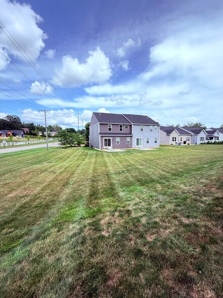 Building Photo - 3387 Jackson Park Dr NW