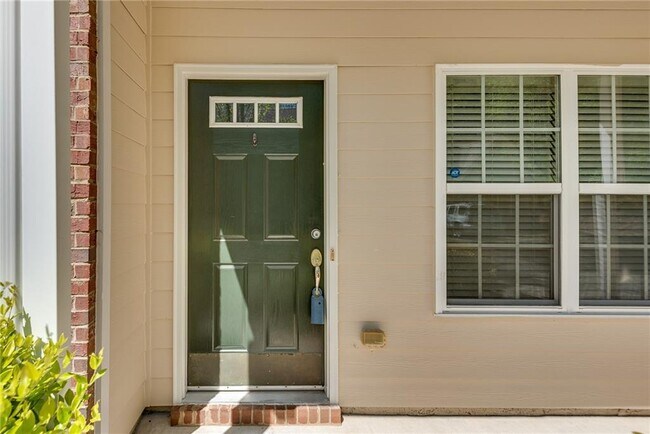 Building Photo - 1045 Mosscroft Ct