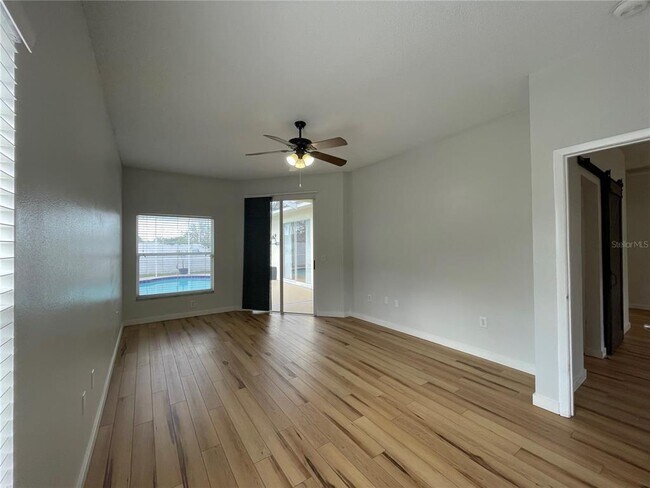 Building Photo - 1333 Flaxwood Ave