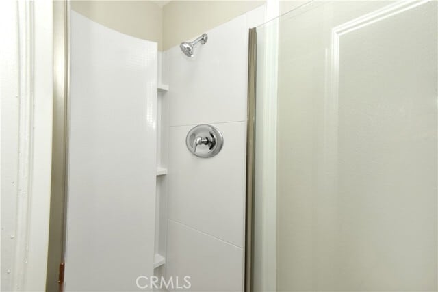 Building Photo - 4247 Larwin Ave