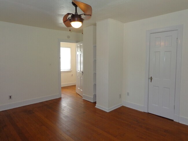 Building Photo - 8804 Semmes Ave