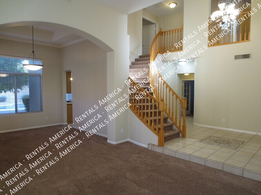 Building Photo - 2671 S Leonard Pl