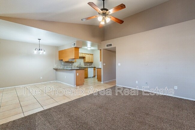 Building Photo - 3206 E Calypso Ave
