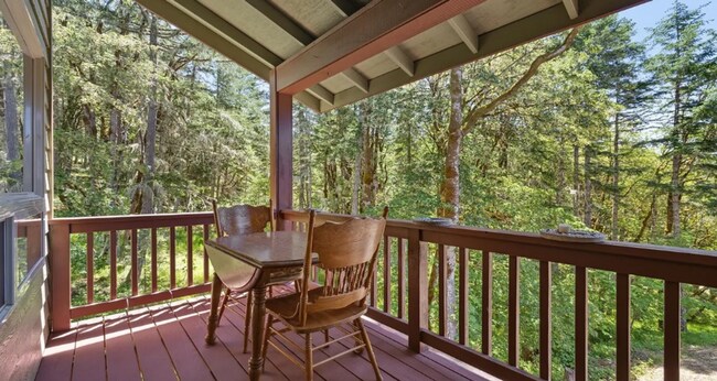 Building Photo - 25151 Pleasant View Dr