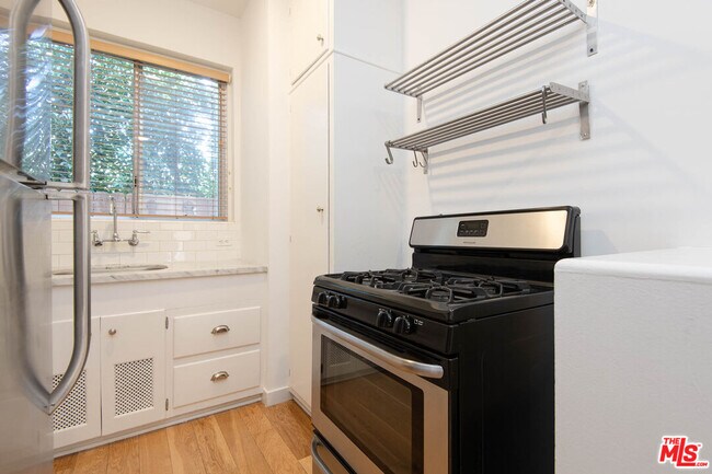 Building Photo - 9025 Rangely Ave