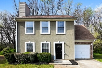 Building Photo - 896 Madison Ct