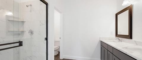 Building Photo - 3720 Washington St