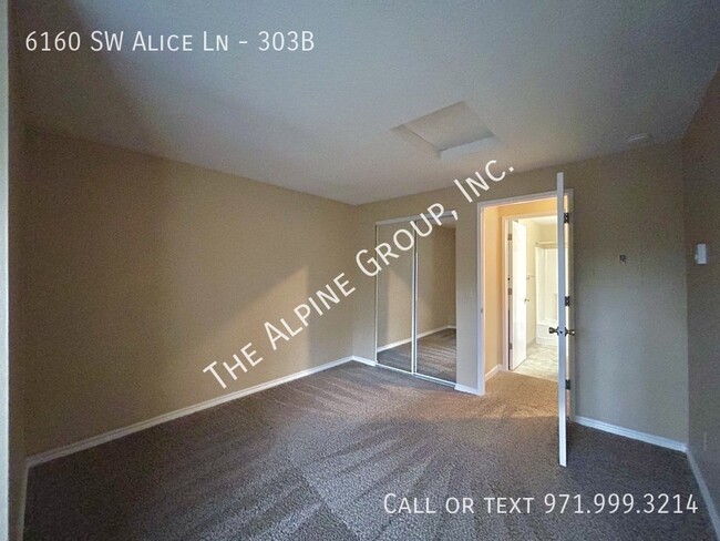 Building Photo - Spacious Condo in Beaverton! Utilities Inc...