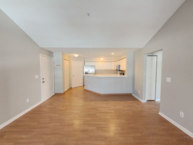 Building Photo - Maintenance-Free Condo Living in South Ann Arbor