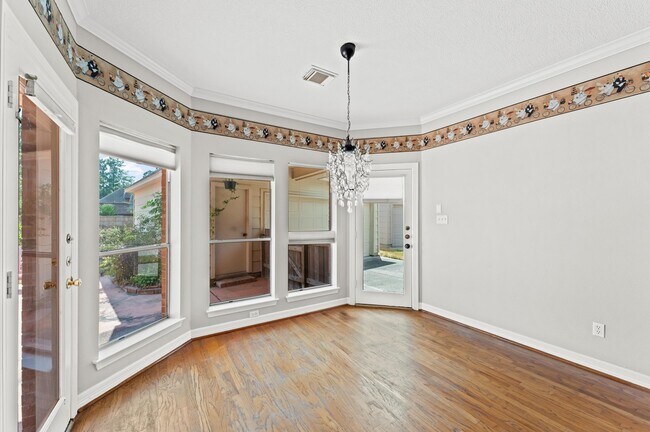 Building Photo - 4414 Riverside Oaks Dr