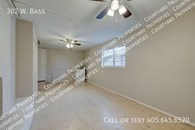 Building Photo - 302 W. Bass-