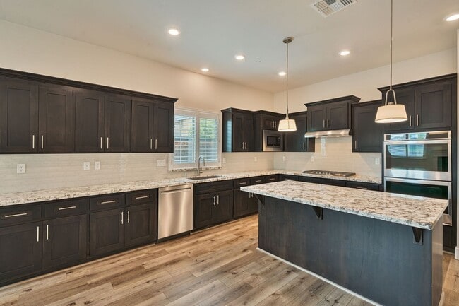 Building Photo - Beautiful Lincoln Home with Solar, 3-Car Garage & Trailer Parking!