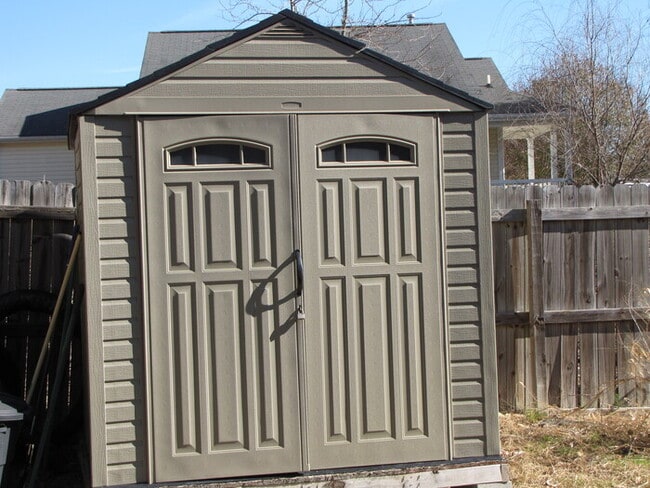 Building Photo - 8 Evanwald Ct