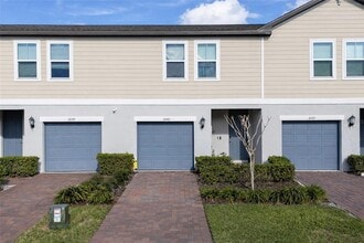Building Photo - 2043 Harebell Ln