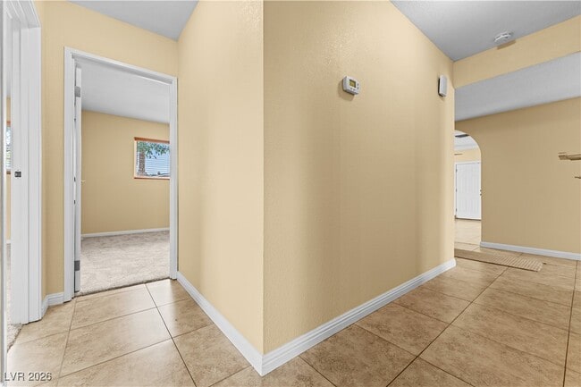 Building Photo - 3578 Anthony Dr