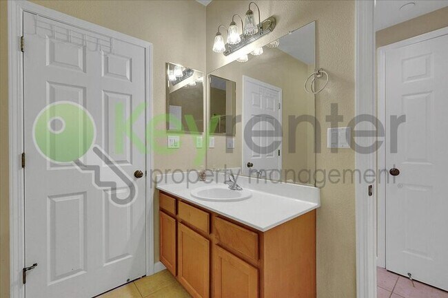 Building Photo - 1444 Eaglesfield Ln