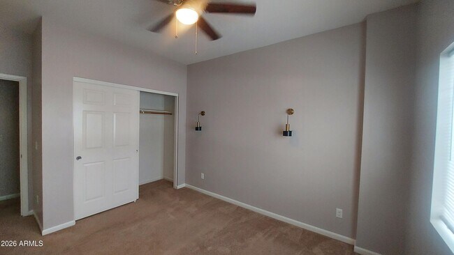 Building Photo - 1728 E Ocotillo Rd