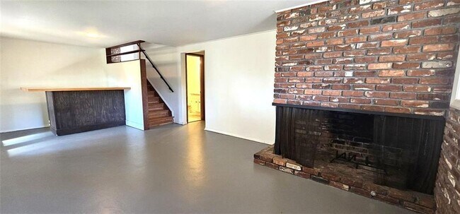 Building Photo - 1231 Cedar Park Pl