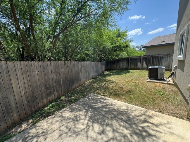 Building Photo - NEAR MEDICAL CENTER  |  GATED COMMUNITY   | 3 BEDROOMS  |  2.5 BATHS