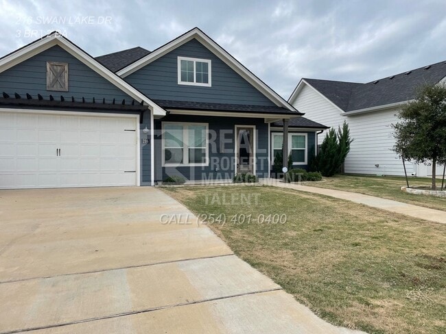 Building Photo - 216 Swan Lake