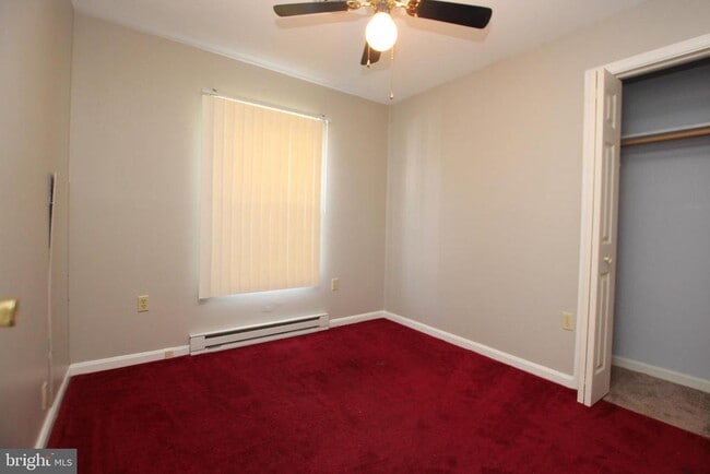 Building Photo - 26499 Hollyville Rd