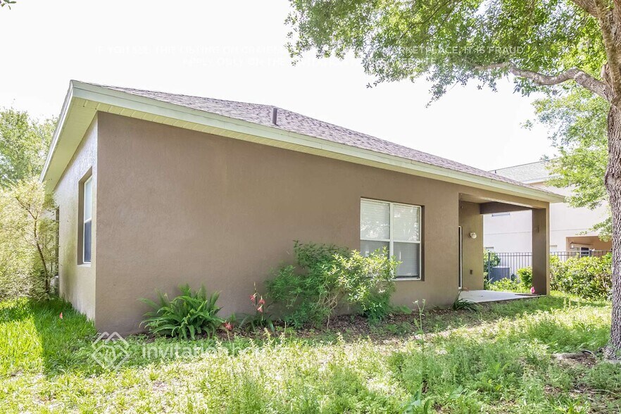Building Photo - 1540 Kintla Rd