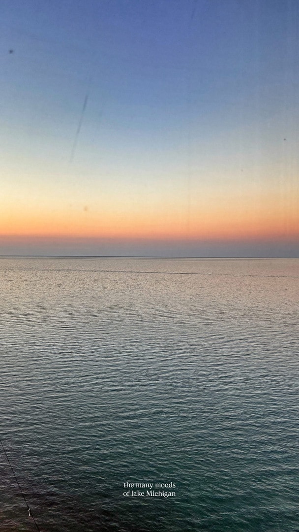 Building Photo - 6157 N Sheridan Rd