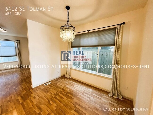Building Photo - 6412 SE Tolman St