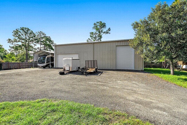 Building Photo - 12904 159th St N