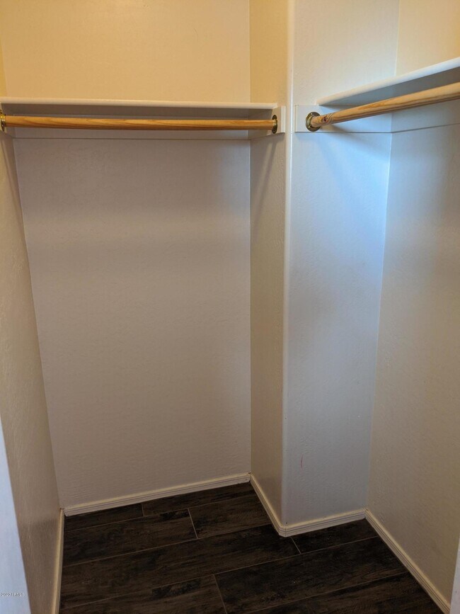 Building Photo - 21019 E Avenida Del Valle